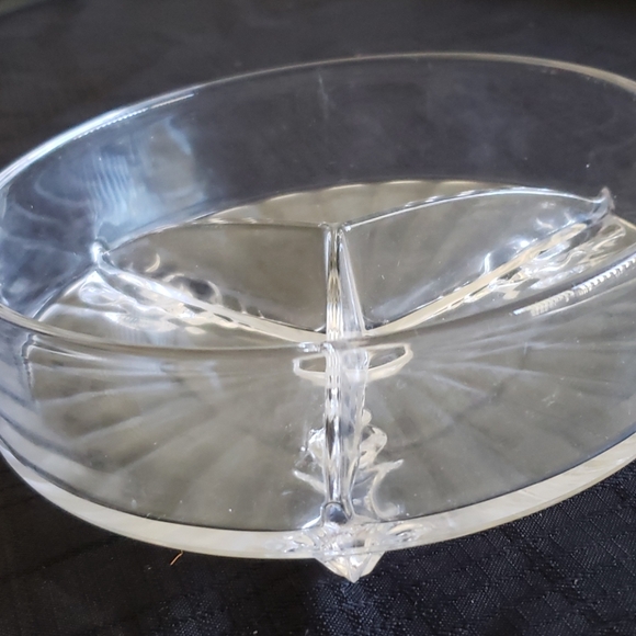 Glass Divided Serving Dish. - Picture 5 of 6